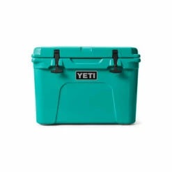 Yeti Tundra 35 Hard Cooler 18 Yeti Tundra 35 Hard Cooler -Gearheadoutfitters Shop Tundra 35 Aquifer Blue Front 3354 B